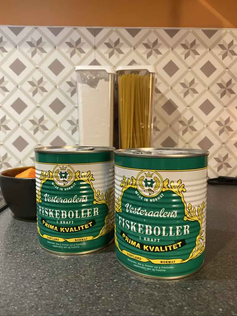 Photo of two cans of fish balls from Vesteraalens